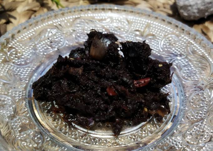 Keunikan Kluwek (Pucung): "Racun" yang Jadi Bumbu Kunci Kelezatan Rawon