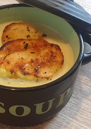 Póréhagymás Fokhagymakrémleves recept fotója