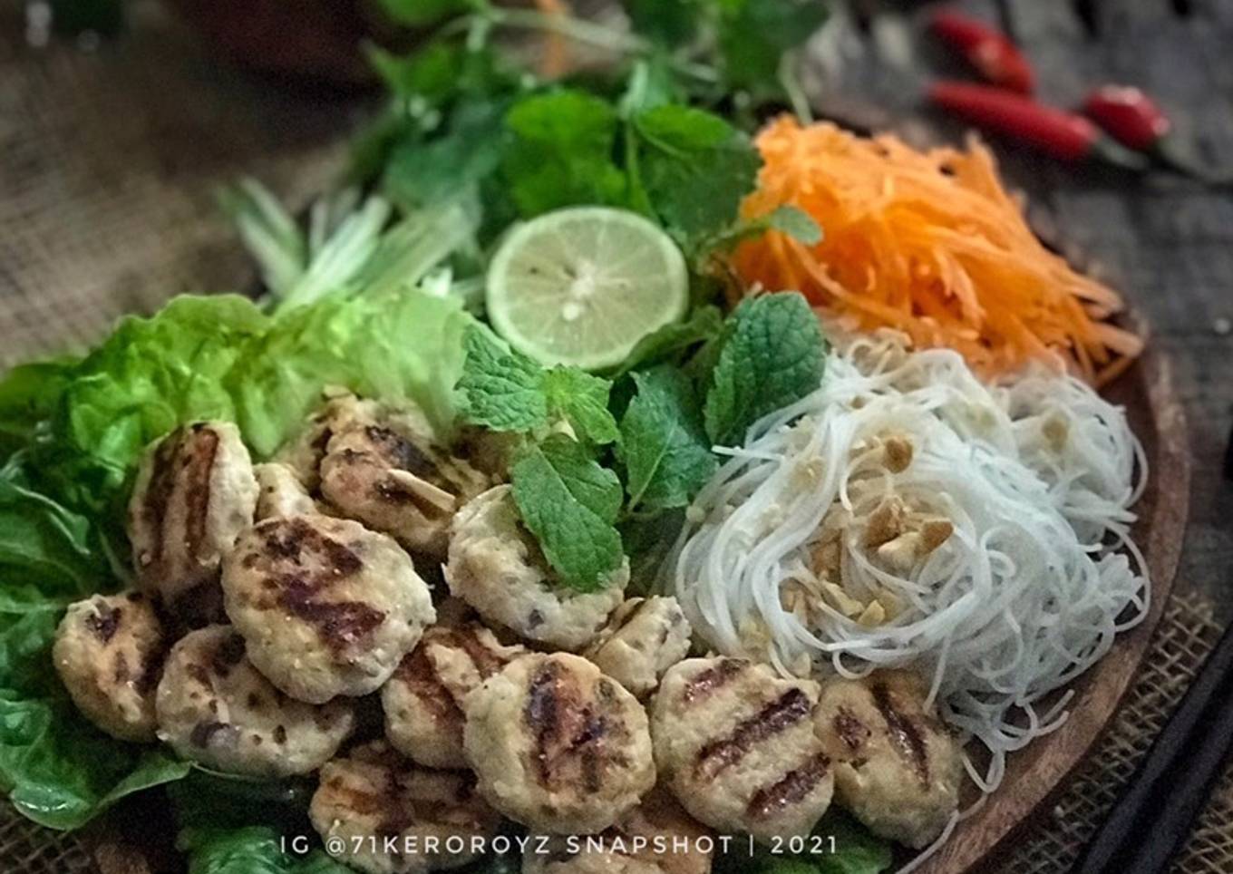 This is not real | Vietnamese fried meatballs