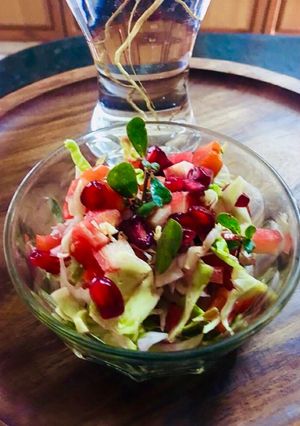 A picture of Luni bhaji salad..!!!!(purslane).