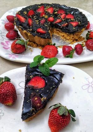 A picture of Eggless chocolate Tart Cake.