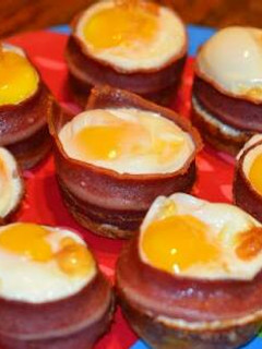A picture of Egg and bacon cups.