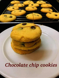 சாக்லேட் சிப்ஸ் குக்கீஸ் (chocolate chips cookies recipes in tamil) செய்முறை முக்கிய புகைப்படம்