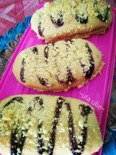Foto resep Roti manis blueberry crumble