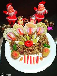 A picture of Fried egg Chowmein.