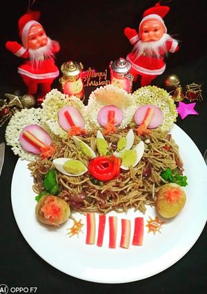 A picture of Fried egg Chowmein.