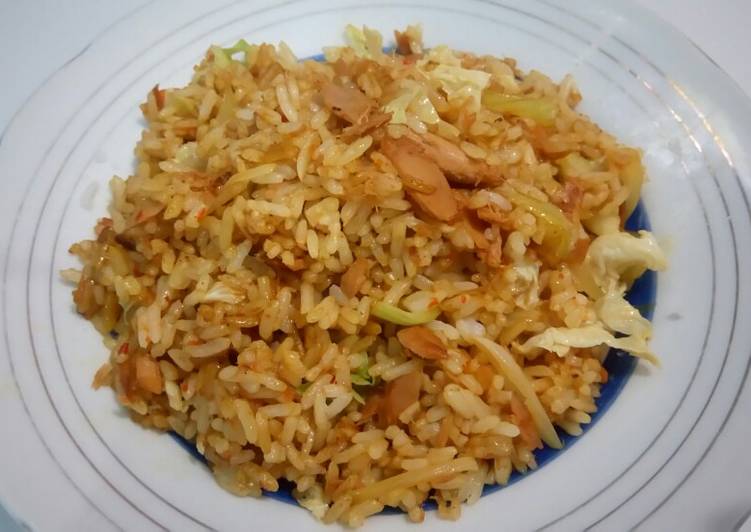 Resep Nasi goreng tuna kaleng oleh Eunike Mila - Cookpad