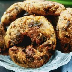 A picture of Bread palak vada.