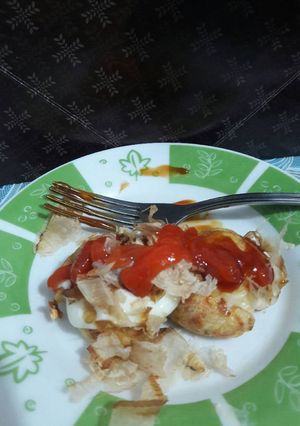 A picture of Takoyaki sosis and cheese.