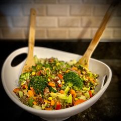 A picture of Mediterranean Lentil Salad.