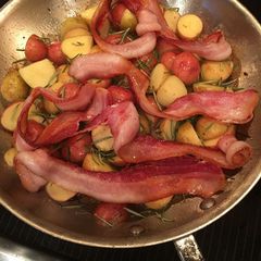 A picture of Bacon Rosemary Potatoes.