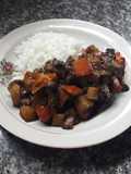 Salteado de carne y hongos