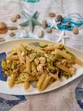 Pennette zucchine e salmone fresco