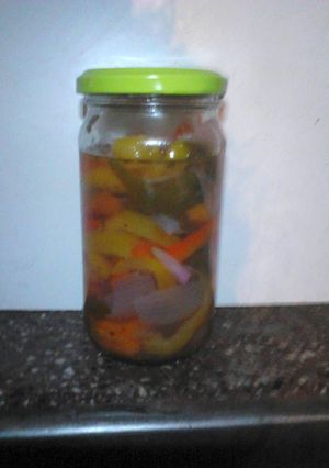 Una foto de Pickles mixto
