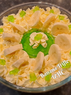 A picture of 🍌🍰🍌Banana Trifle🍌🍰🍌.