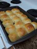 Honey Butter Dinner Rolls