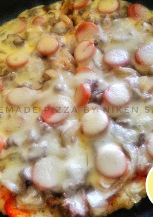 Foto resep Pizza Teflon Praktis "MEAT and CHEESE Lovers"