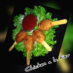 A picture of Chicken a la kiev.