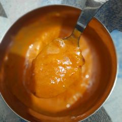 A picture of Pizza sauce.