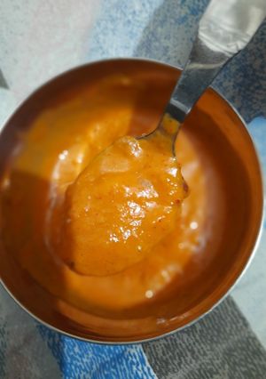 A picture of Pizza sauce.