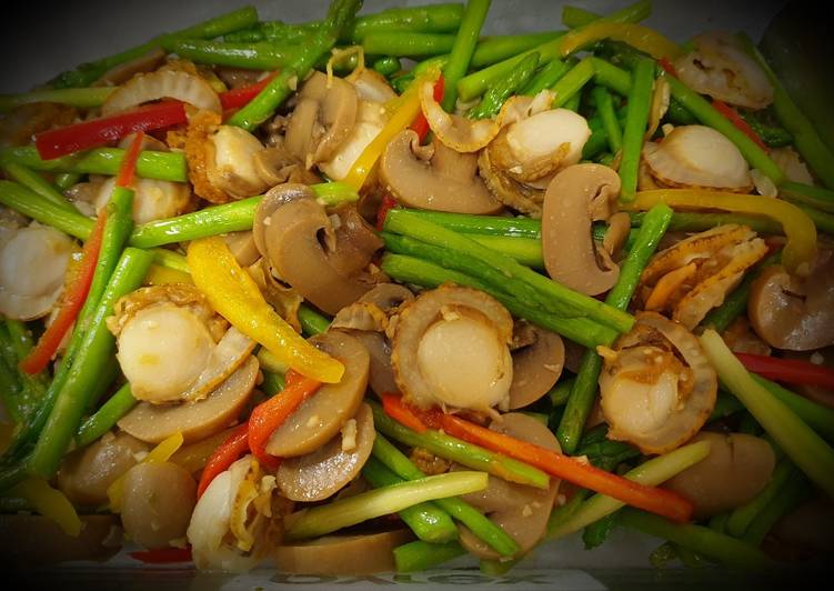 Step-by-Step Guide to Make Any-night-of-the-week Scallops Mixed 带子炒杂