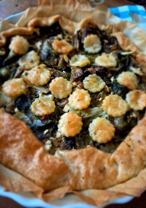 Foto di Torta rustica con scarola e tonno