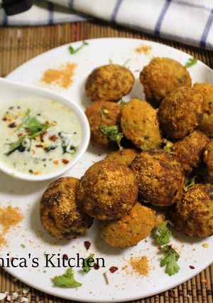 A picture of Masala Oats Paniyaram.