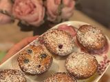 Tehéntúrós-áfonyás muffin