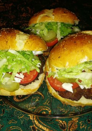 عکسی از دستور همبرگر خانگی