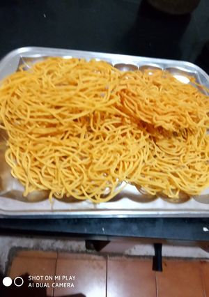 ஓமப்பொடி செய்முறை முக்கிய புகைப்படம்