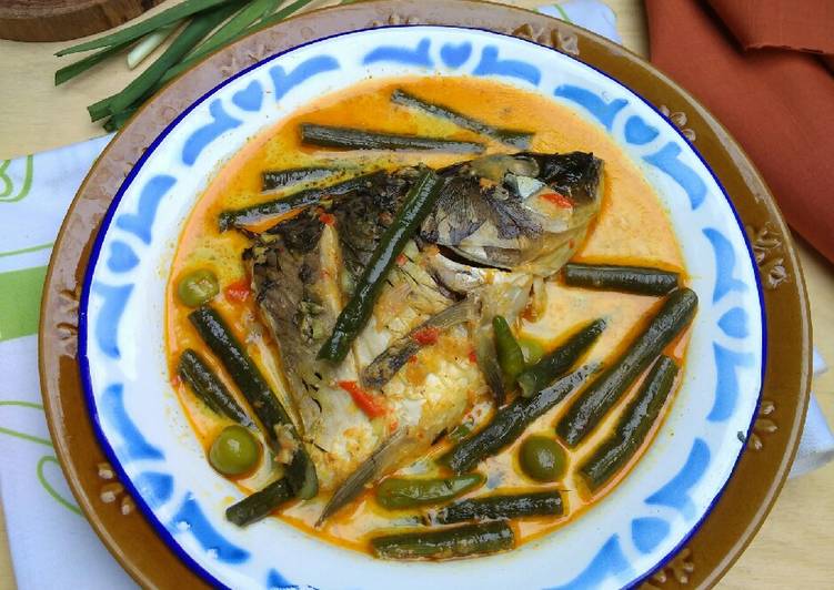Resep Gulai Pedas Kepala Ikan Kacang Panjang, Enak Banget