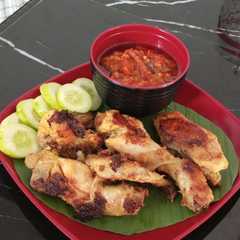 รูปของ Ayam Bakar Padang