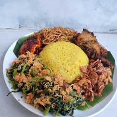 รูปของ Nasi kuning gurih