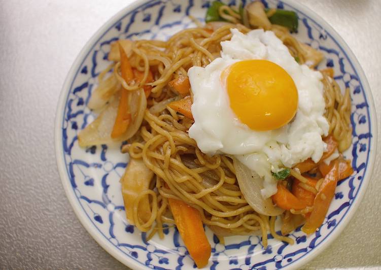 Recipe of Super Quick My Lazy Yakisoba (Japanese Stir fried noodle)