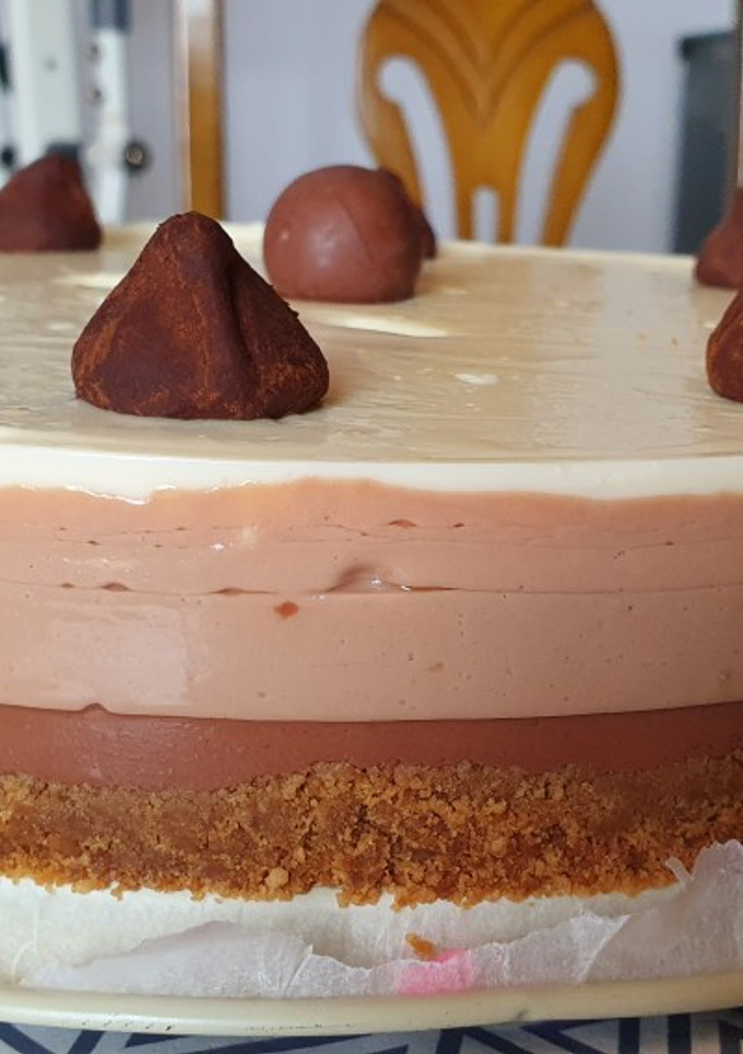 Una foto de Tarta de 3 chocolates 🍫