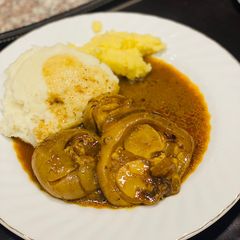 A picture of Cow heels stew(Amanqina).