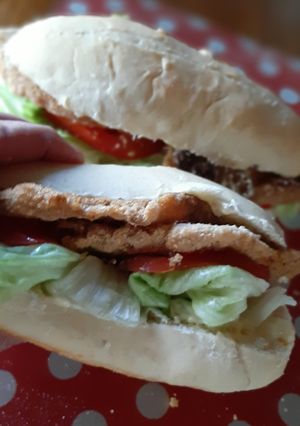 Una foto de Sándwich de Milanesas de carne