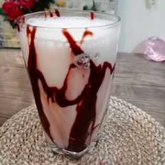 A picture of Banana chocolate shake.
