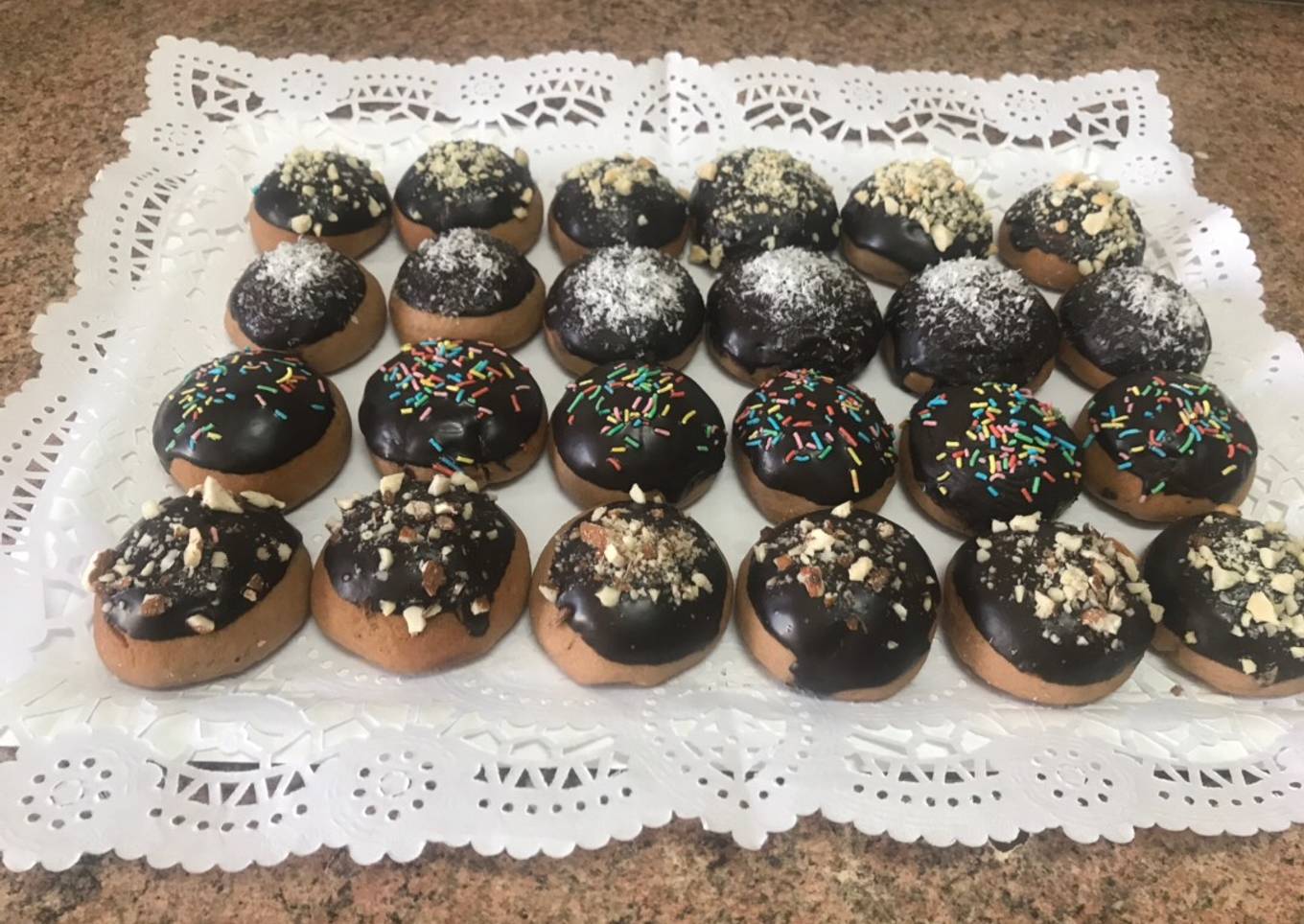 Mis galletas favoritas de chocolate esponjosas y sin cortadores/ comida de Marruecos