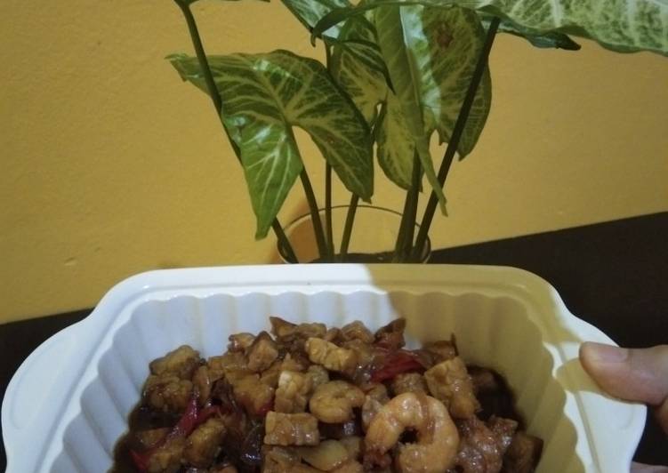 Sambel goreng udang tempe