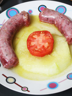 Una foto de Longaniza con melón