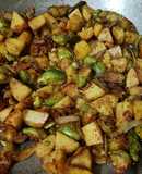 Dried Potato and pointed gourd/Parwal bhujiya/ Sabji