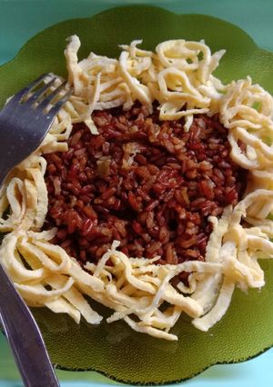 Foto resep Nasi Merah Goreng Rasa Cabe ijo ala DietQu