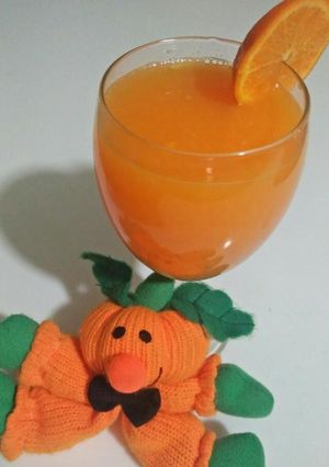 A picture of Fresh orange juice.