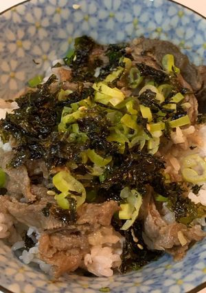 12 M 🐂和牛寶寶蓋飯🐂12 M 🐂Waygu seaweed rice 🐂 的食譜成品照片