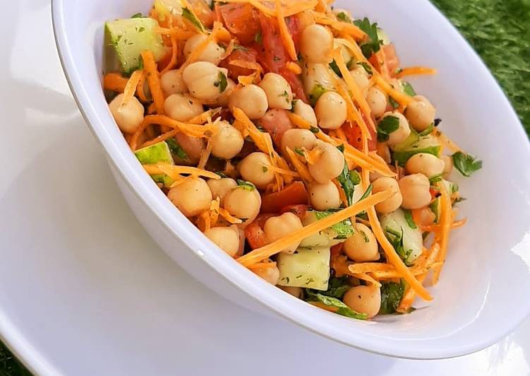 How to Prepare Any-night-of-the-week Chick peas salad