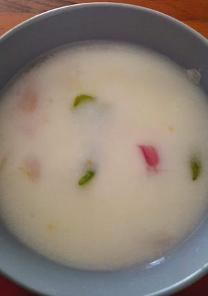 A picture of Pazham kanji (fermented porridge from left over rice).