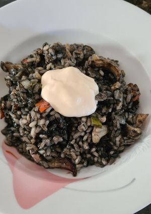 Foto principal de 201. Arroz Negro con Alioli