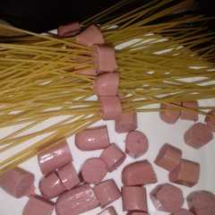 Una foto de Fideos brochette