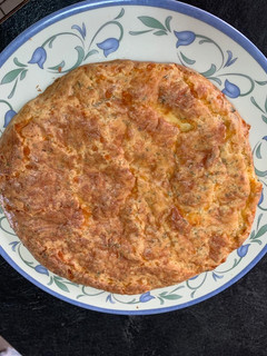 Una foto de Pan foccacia Cetogénico de ajo y perejil